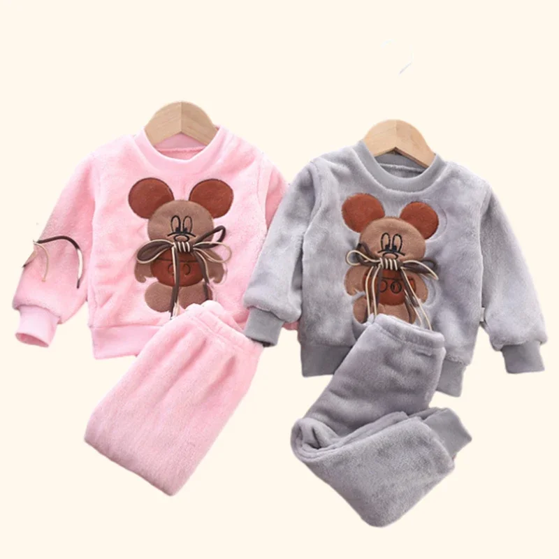 Jesienno-zimowa odzież dla dzi – Winter Clothing 1 Year Old recenzja i cena