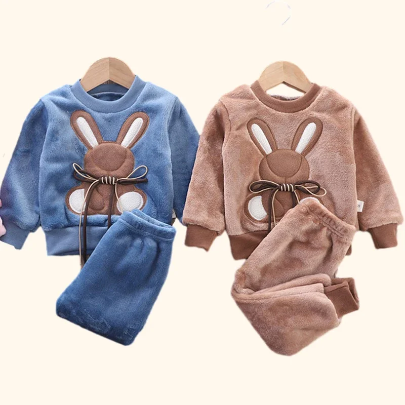 Jesienno-zimowa odzież dla dzi – Winter Clothing 1 Year Old recenzja i cena
